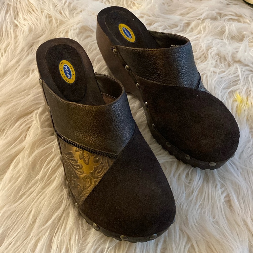 DR. SCHOLL's leather & studded clogs - Picture 2 of 12